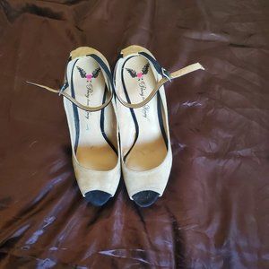 PLATFORM FAUX SUEDE 6 INCH HEELS CREAM AND BLACK